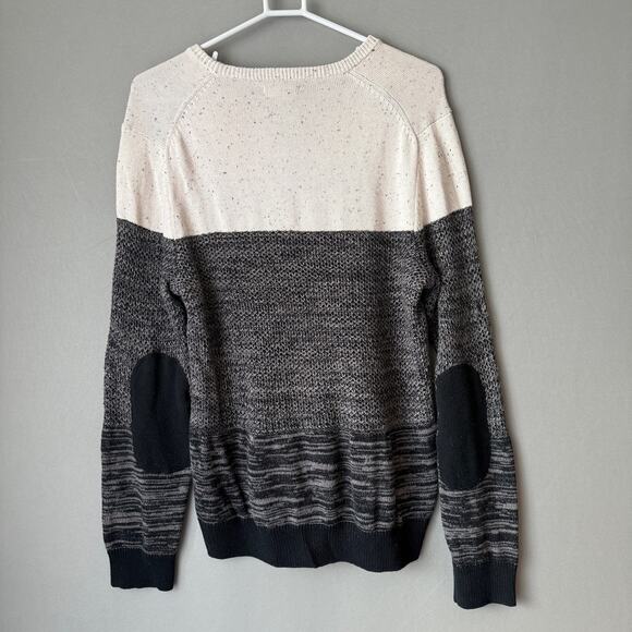 Kenneth Cole Reaction Size L Gray and Cream elbow patch sweater - Picture 7 of 9